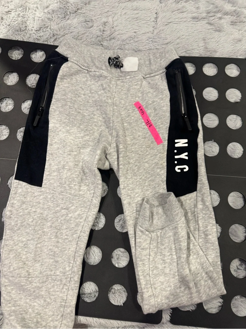 Boys NYC Gray Jogger Sweatpants Boys 7 | Excellent Condition $20 OBO